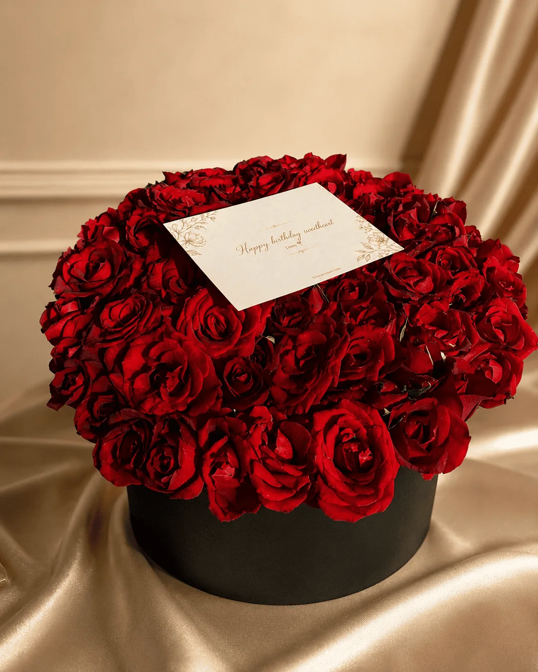 Lovey Signature red rose box in Tangier